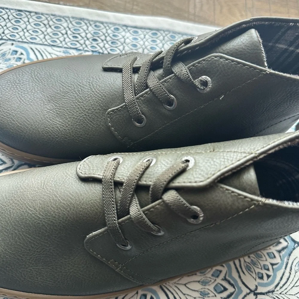 Old Navy Kids Dark Green Boots